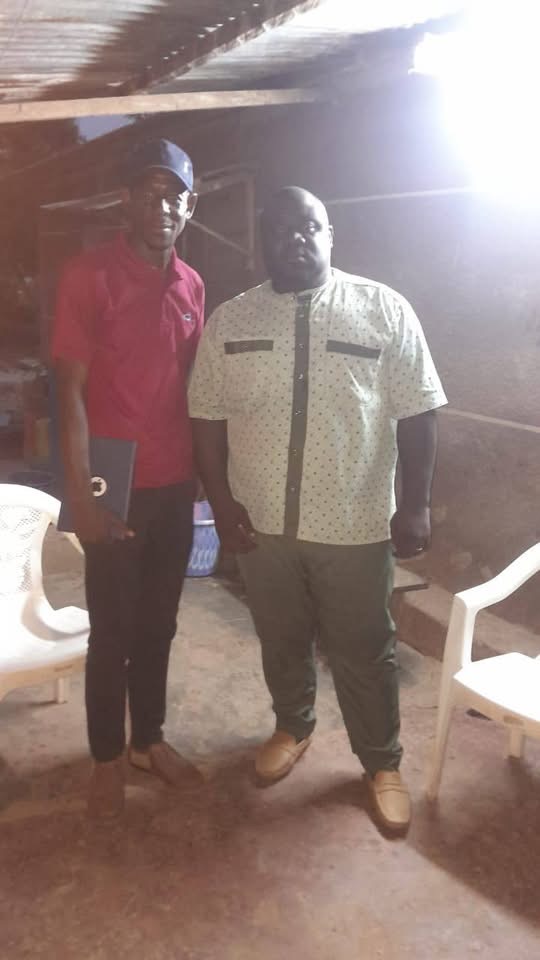 Avec le coordinateur N’cho placide